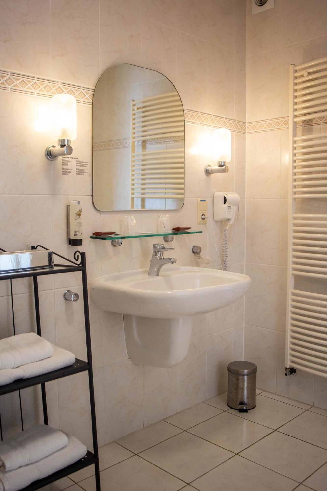Hof De Draeck Bed & Breakfast Teuven Ngoại thất bức ảnh